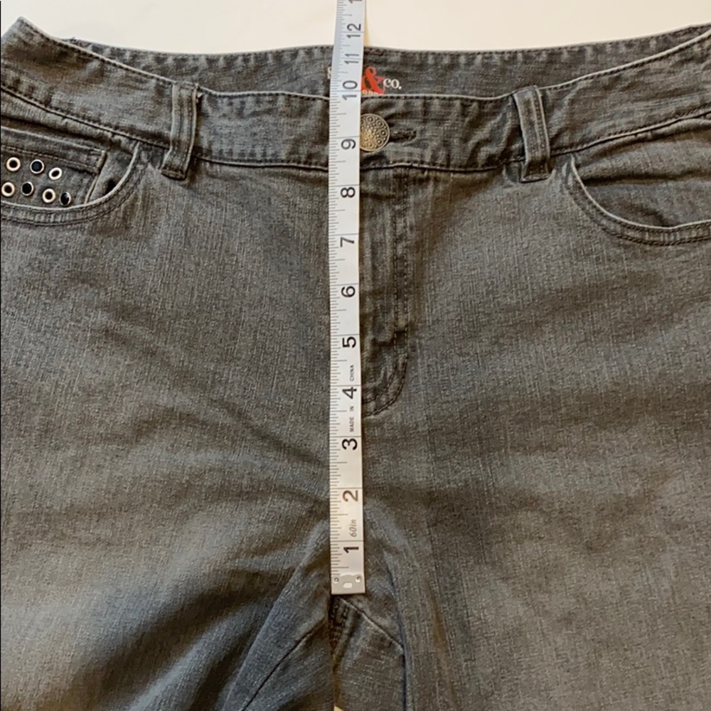 Style & Co SZ 10 Faded Black/Grey Denim Jeans D3 - Picture 14 of 14
